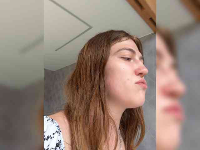 Alinagilberd03 webcam