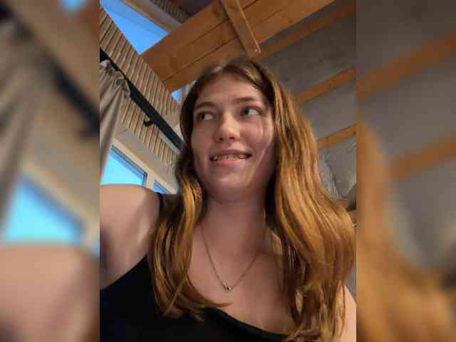 Alinagilberd03 webcam