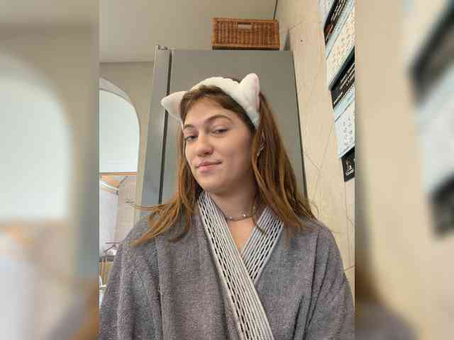 Alinagilberd03 webcam