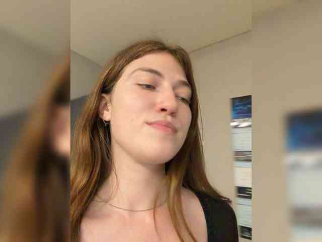 Alinagilberd03 webcam