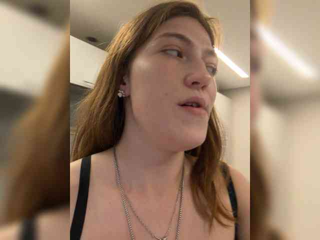 Alinagilberd03 webcam