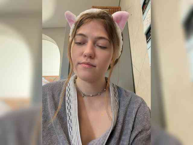 Alinagilberd03 webcam