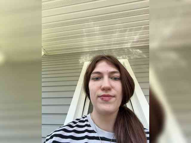Alinagilberd03 webcam