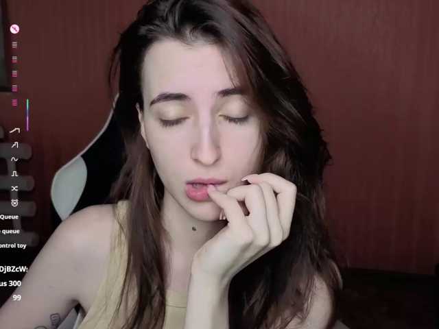 Valeritiiio live cam on BongaCams