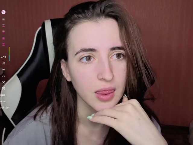 Valeritiiio, live now on BongaCams
