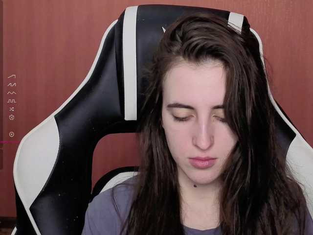 Valeritiiio's BongaCams show and profile