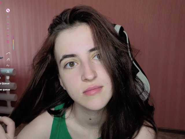Valeritiiio live cam on BongaCams