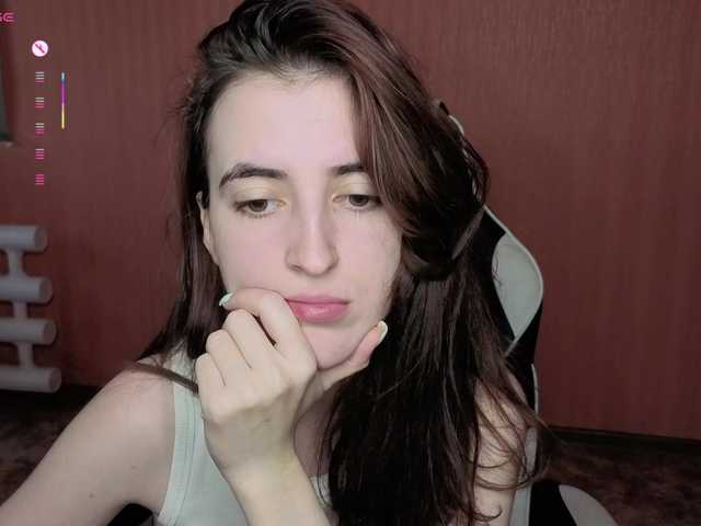 Valeritiio live cam preview