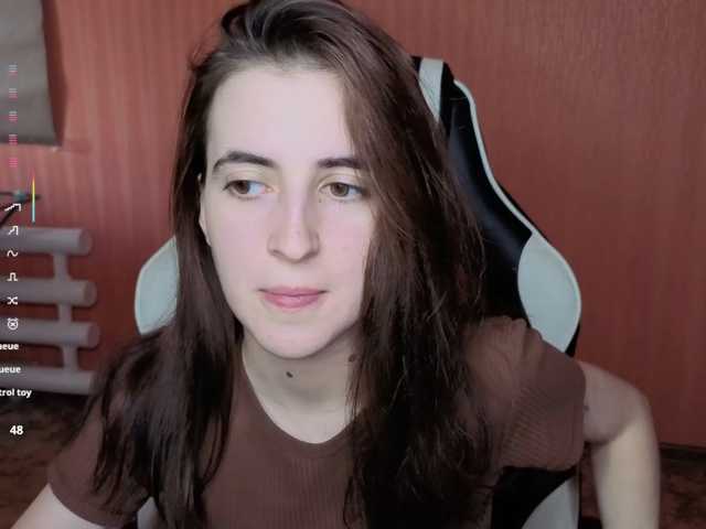 Valeritiio live cam preview