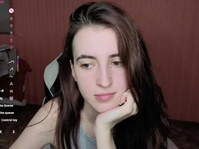 Valeritiiio live cam on BongaCams