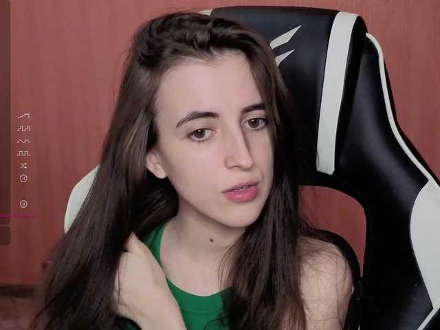 Valeritiiio's BongaCams show and profile