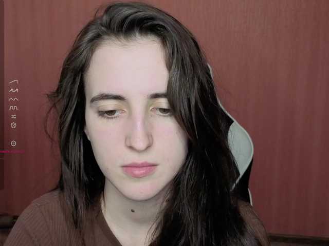 Valeritiiio's BongaCams show and profile