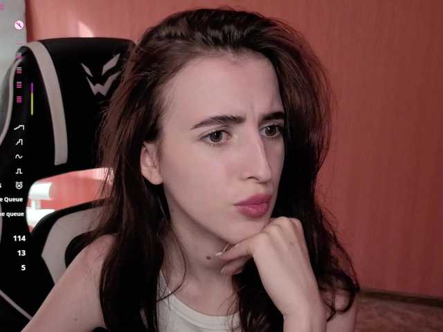 Valeritiiio live cam on BongaCams
