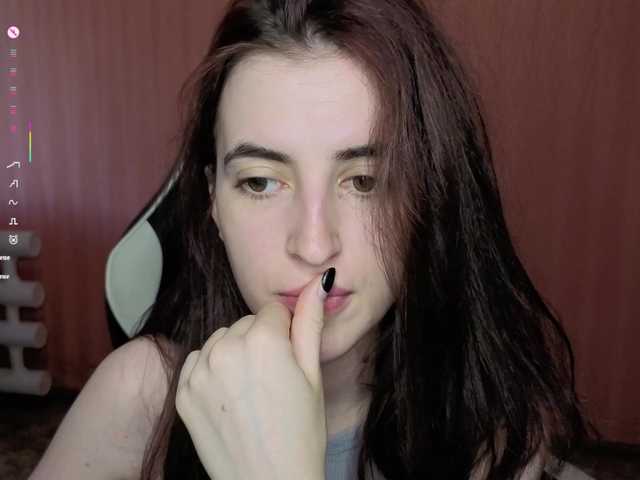 Valeritiiio live cam on BongaCams
