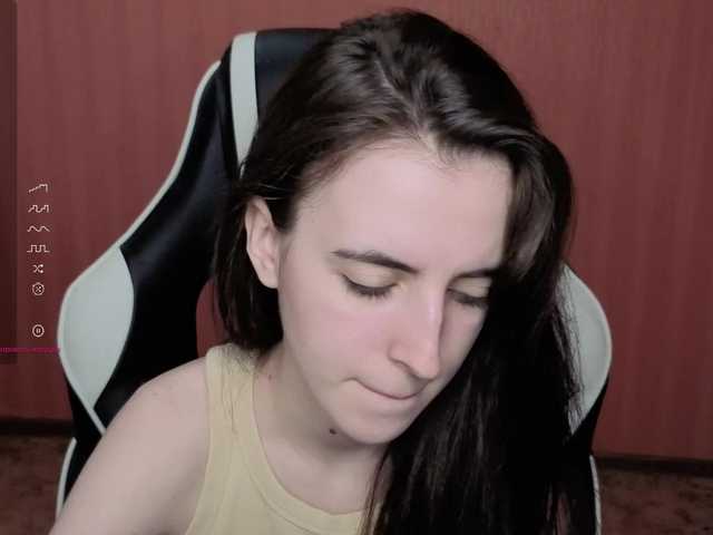 Valeritiiio's BongaCams show and profile