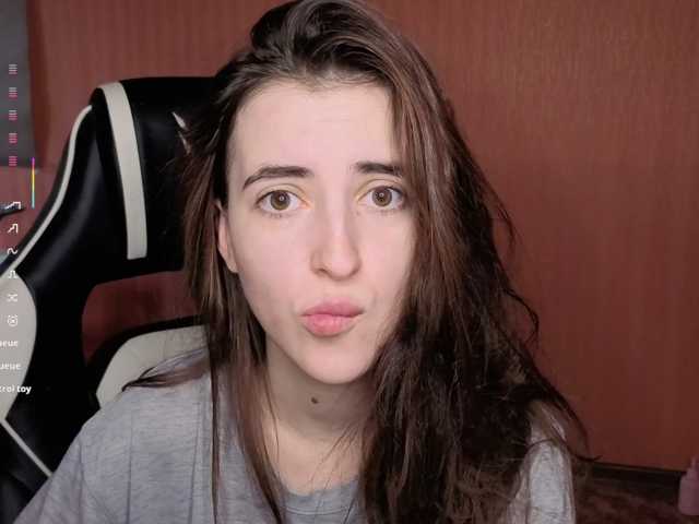 Valeritiiio, live now on BongaCams