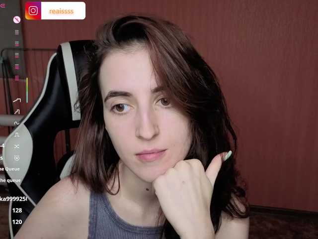 Valeritiiio live cam on BongaCams