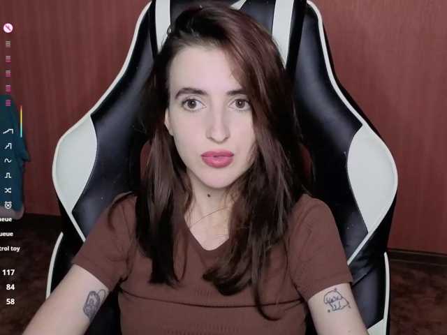 Valeritiio live cam preview