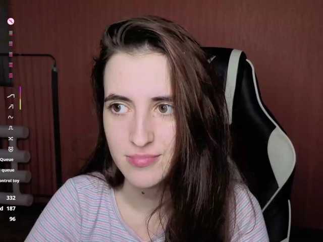 Valeritiiio live cam on BongaCams
