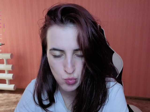 Valeritiiio live cam on BongaCams