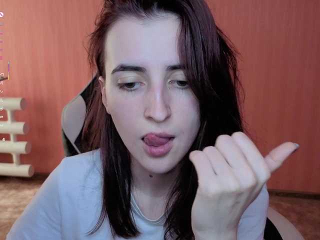 Valeritiiio live cam on BongaCams