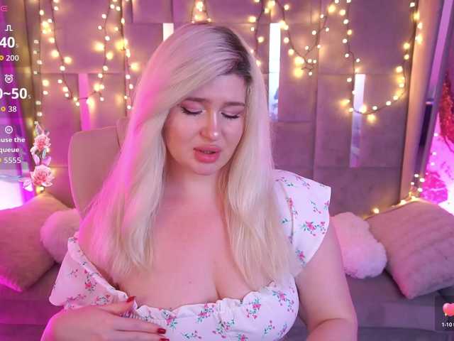 AnoraJoy live cam on BongaCams