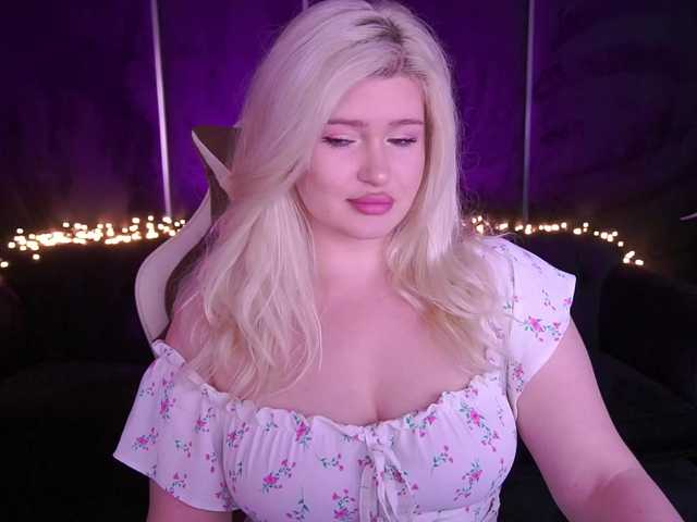 AnoraJoy's BongaCams show and profile