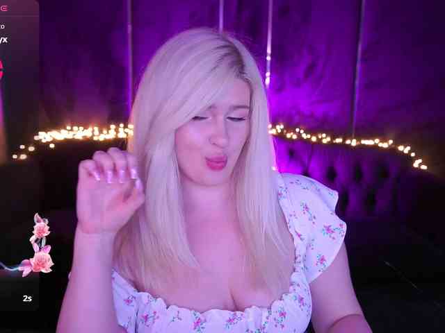 AnoraJoy Live Webcam on BongaCams