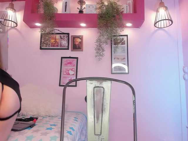 MeliissaAdams live cam on BongaCams