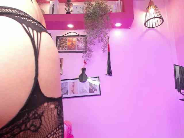MeliissaAdams webcam