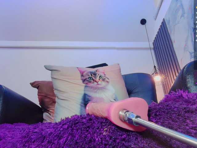 SofiiaMartinez's BongaCams show and profile