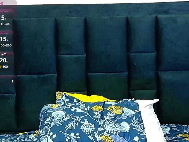 innocenthazel live cam on BongaCams