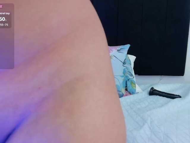 innocenthazel live cam on BongaCams
