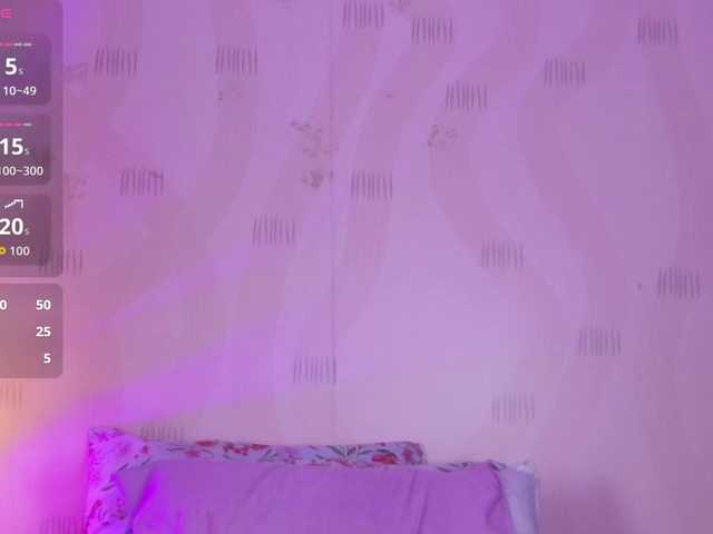 innocenthazel live cam on BongaCams