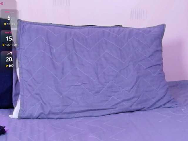 innocenthazel live cam on BongaCams