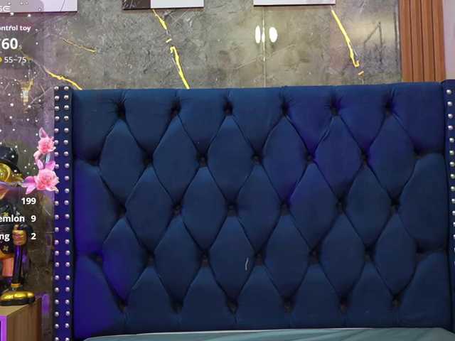 innocenthazel live cam on BongaCams
