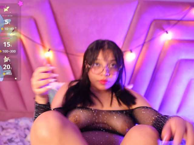 innocenthazel live cam on BongaCams