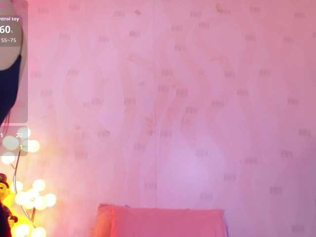 innocenthazel live cam on BongaCams