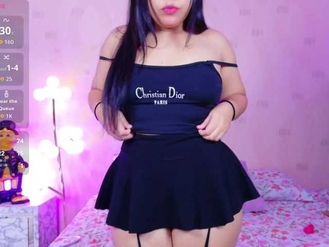 innocenthazel live cam on BongaCams