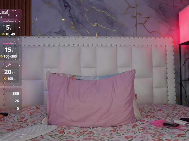 innocenthazel live cam on BongaCams