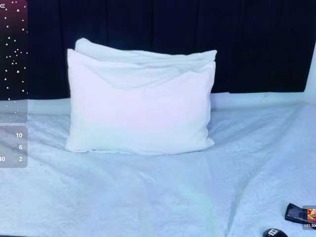 innocenthazel live cam on BongaCams