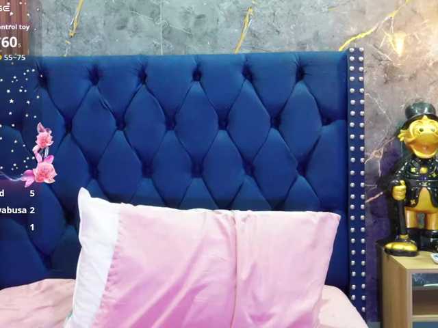 innocenthazel live cam on BongaCams