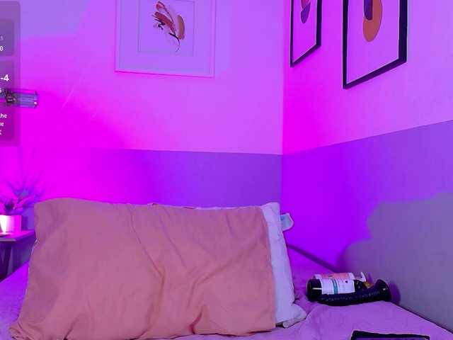 innocenthazel live cam on BongaCams