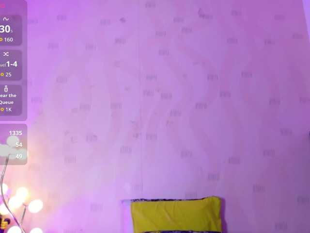 innocenthazel live cam on BongaCams