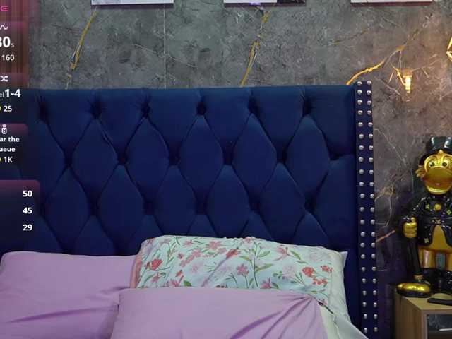 innocenthazel live cam on BongaCams