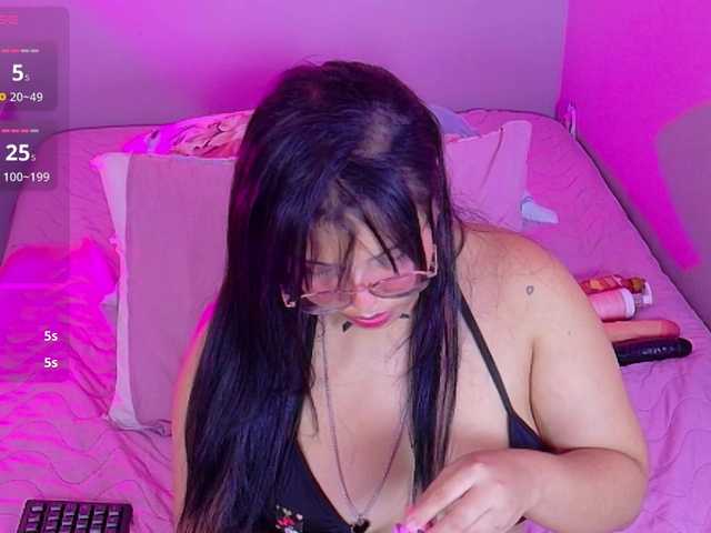 innocenthazel's BongaCams show and profile