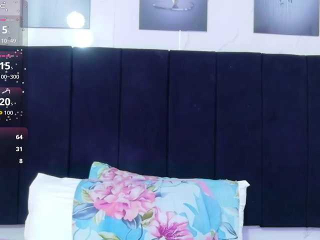 innocenthazel, live now on BongaCams