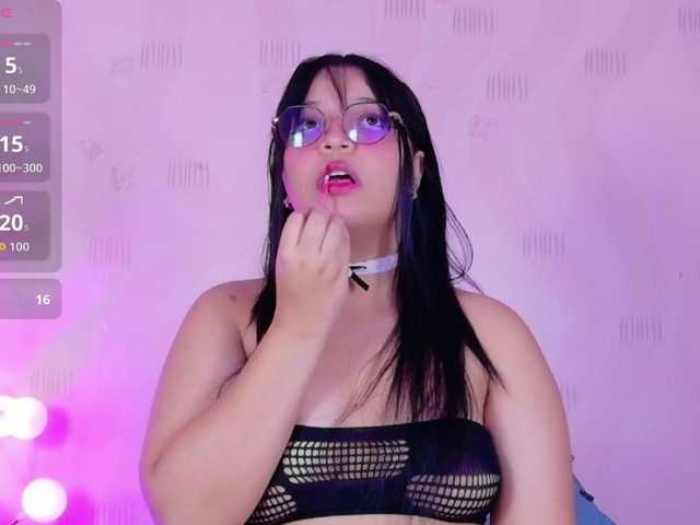 innocenthazel's BongaCams show and profile