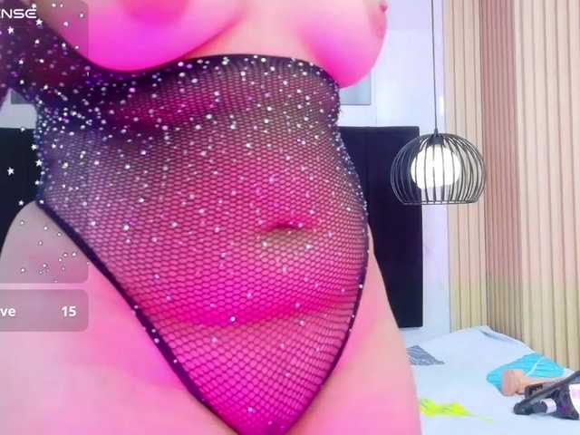 innocenthazel live cam on BongaCams