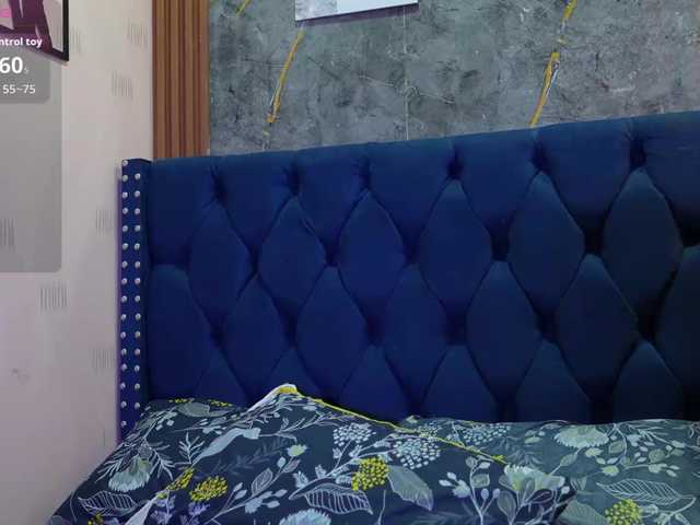 innocenthazel live cam on BongaCams